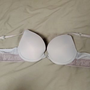 VS PINK Wear Everywhere Push-up bra 32A light blue (faded) with silver glitter